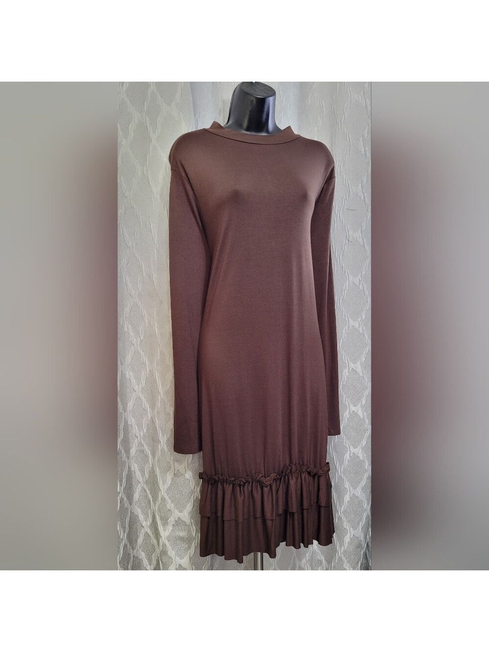 Zenana Outfitters | Brown Ruffle Hem Dress w/Pockets | Size 2X - Picture 2 of 5